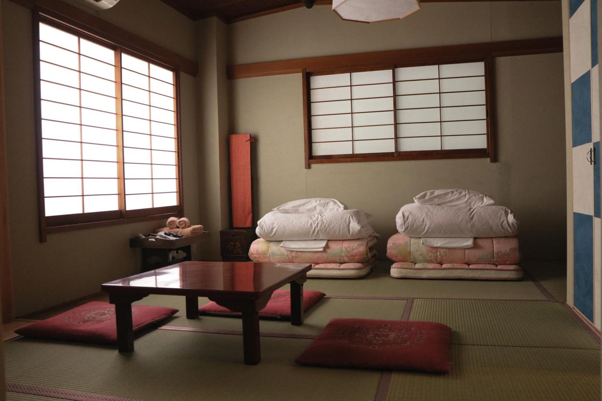 Ito 2* Tōkyō
